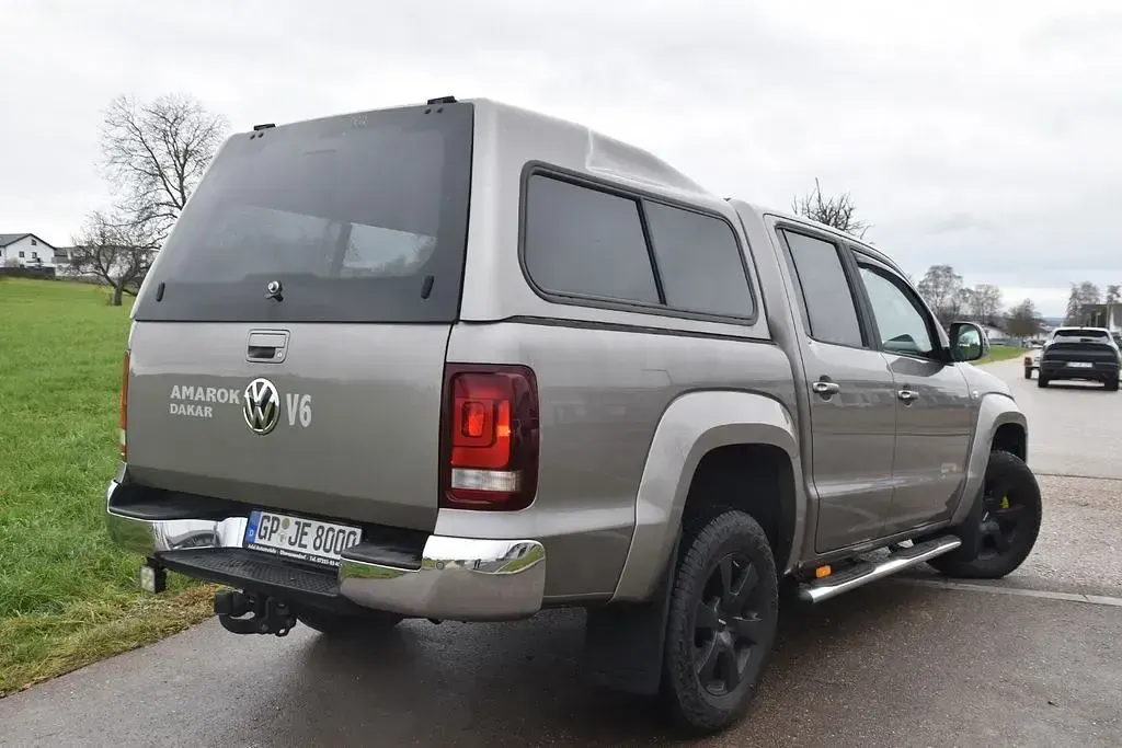 Używany VW Amarok 258 KM (189 kW) 2021 Beżowy Pickup