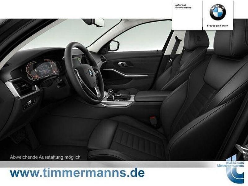 Gebraucht BMW 320 Advantage 190 PS (139 kW) 2021 Saphirschwarz (metallic) Kombi