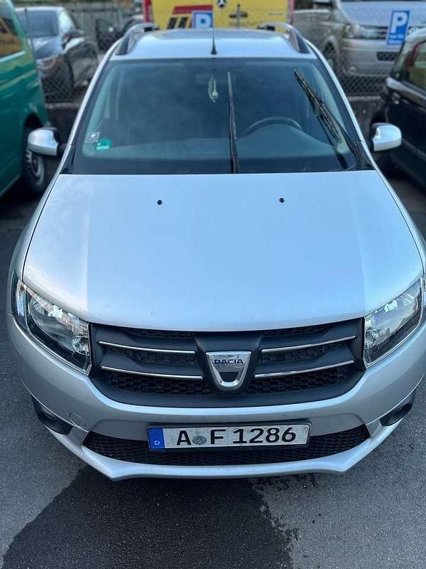Gebraucht Dacia Logan MCV 75 PS (55 kW) 2013 Silber Kombi