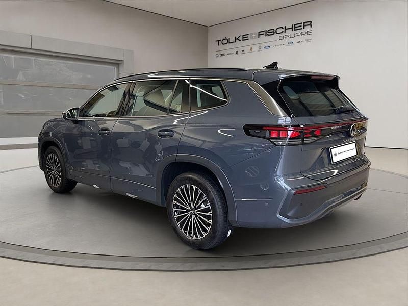 Gebraucht VW Tayron Life 193 PS (141 kW) 2025 Delfingrau (metallic) SUV