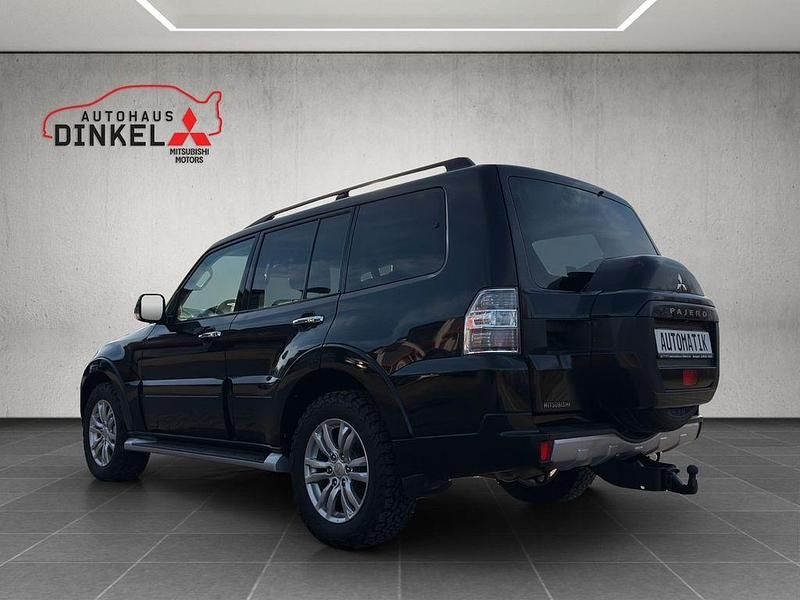 Gebraucht Mitsubishi Pajero Top 190 PS (139 kW) 2017 Schwarz SUV