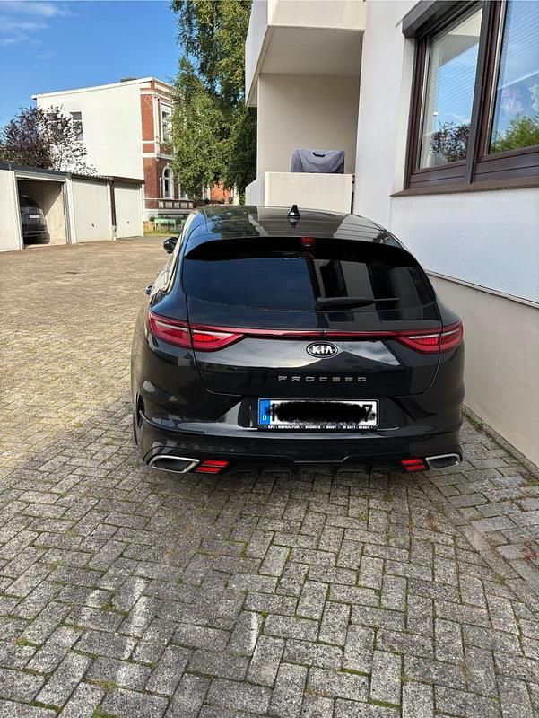 Gebraucht Kia ProCeed GT 204 PS (150 kW) 2021 Schwarz Kombi