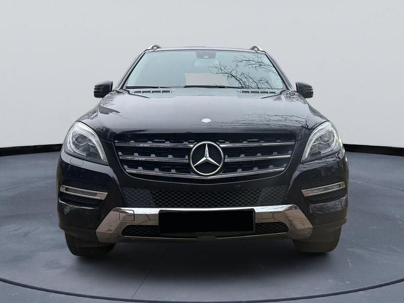 Gebraucht Mercedes ML350 258 PS (189 kW) 2013 Schwarz SUV