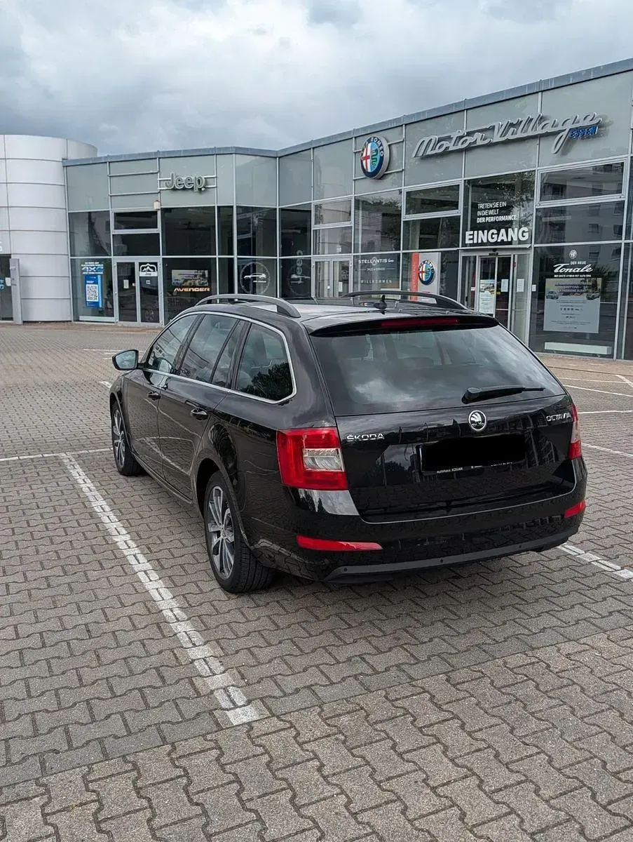 Gebraucht Skoda Octavia 150 PS (110 kW) 2015 Schwarz Kombi