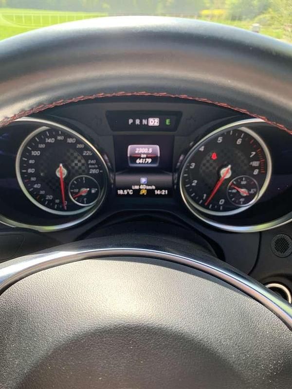 Gebraucht Mercedes SLC180 Edition 156 PS (114 kW) 2017 Schwarz Cabrio