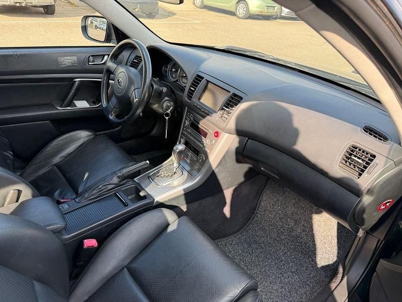 Gebraucht Subaru Outback Trend 165 PS (121 kW) 2003 Grün Kombi