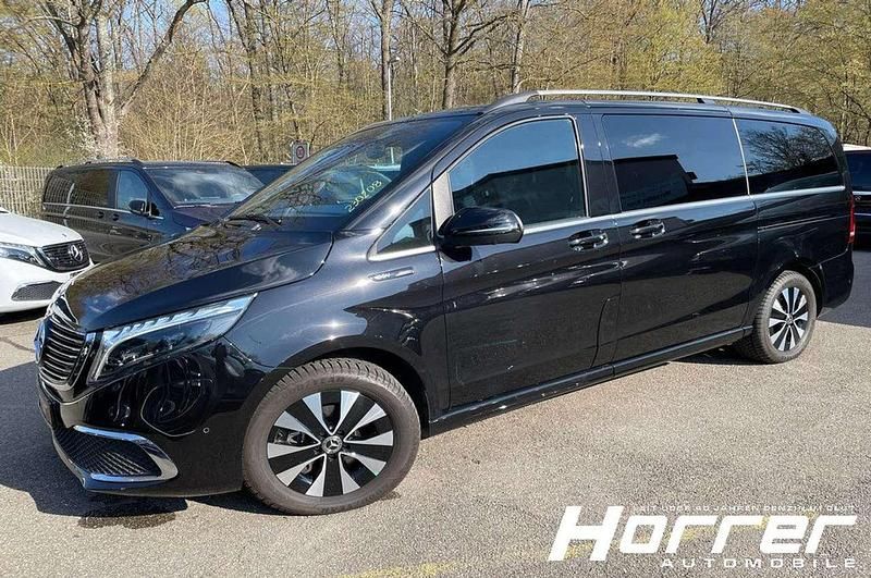 Obsidianschwarz metallic Gebraucht 2021 Mercedes EQV300 Avantgarde Van / Kleinbus | 47.880 € (Fairer Preis) - Bild 1/4