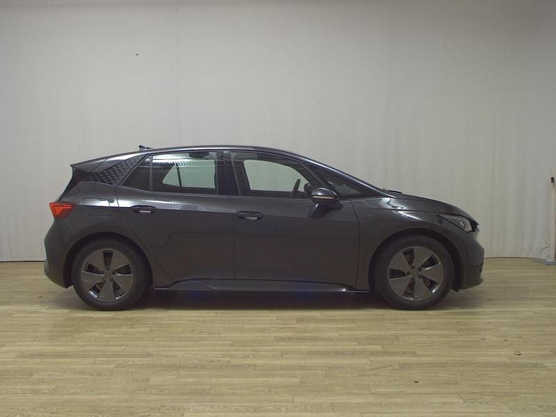 Grau Gebraucht 2022 Cupra Born Kleinwagen | 18.680 € (Fairer Preis) - Bild 1/4