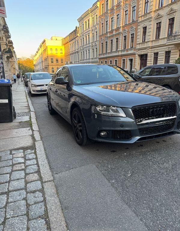 Gebraucht Audi A4 Ambition 160 PS (117 kW) 2008 Grau Limousine