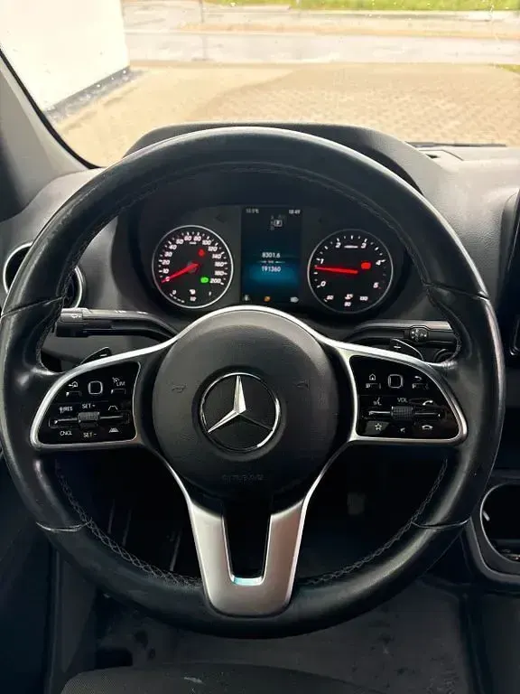 Gebraucht Mercedes Sprinter 197 PS (144 kW) 2020 Silber Van