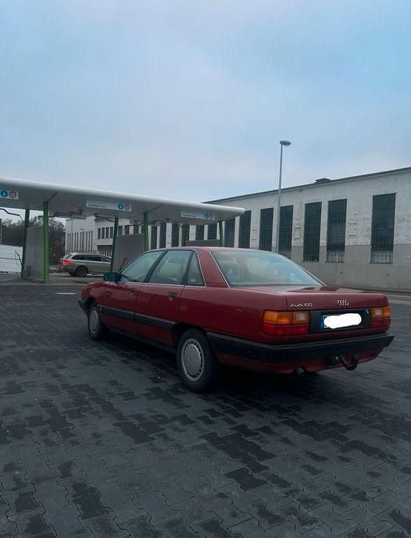Gebraucht Audi 100 90 PS (66 kW) 1989 Rot Limousine