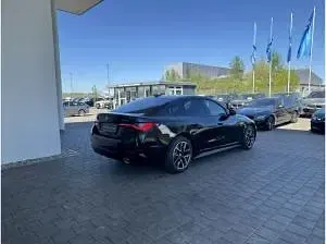 Neu BMW 420 184 PS (135 kW) 2026 Schwarz (saphirschwarz metallic) Limousine