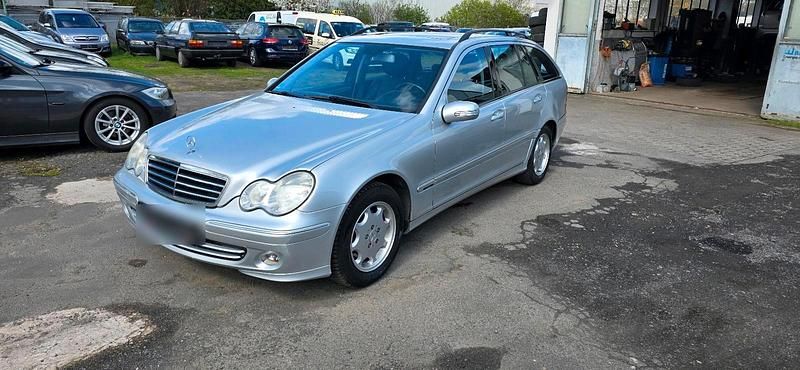 Gebraucht Mercedes C200 163 PS (119 kW) 2005 Silber Kombi