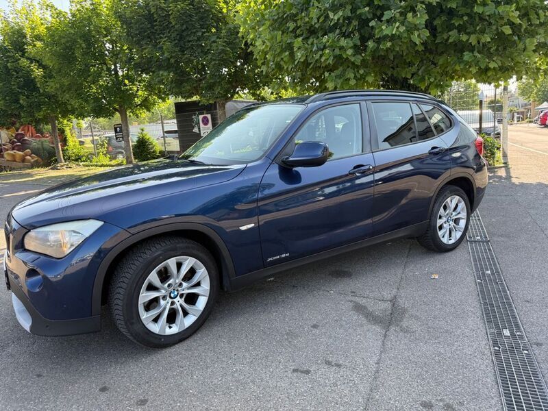 Gebraucht BMW X1 143 PS (105 kW) 2012 Blau SUV