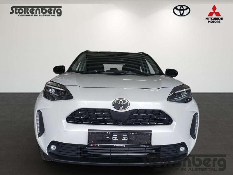 Gebraucht Toyota Yaris Cross Plus 131 PS (96 kW) 2025 Platinum white pearl mc. (089) SUV