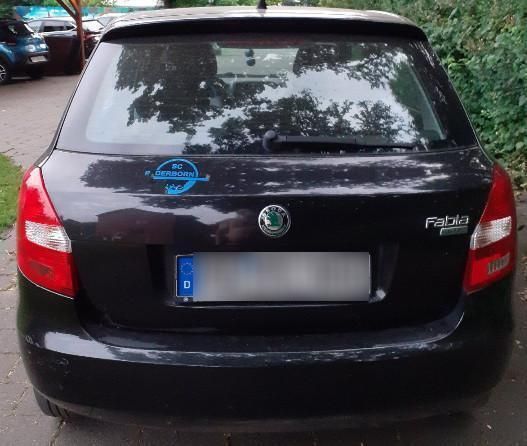 Schwarz Gebraucht 2009 Skoda Fabia Style Kleinwagen | 1.250 € (Guter Preis) - Bild 1/4