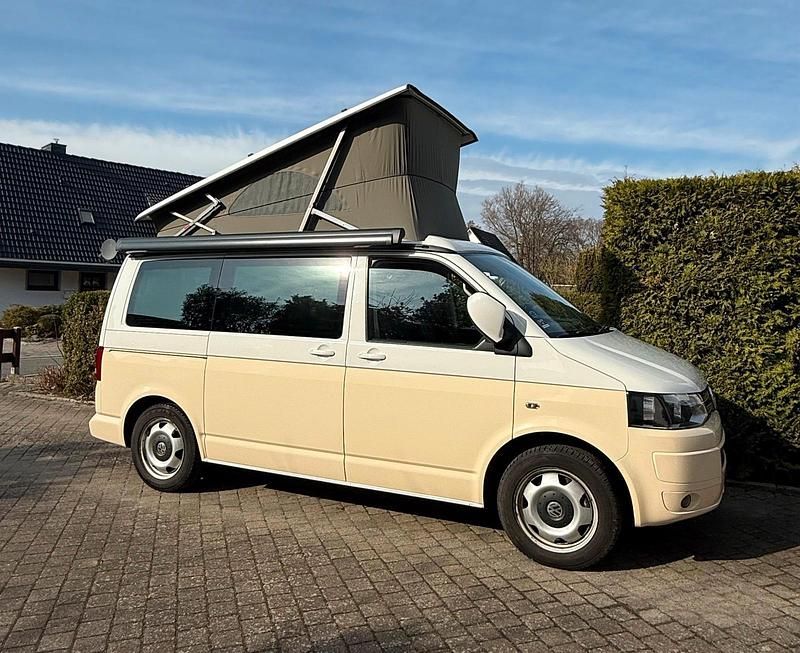 Gebraucht VW California California 179 PS (131 kW) 2012 Weiß Van