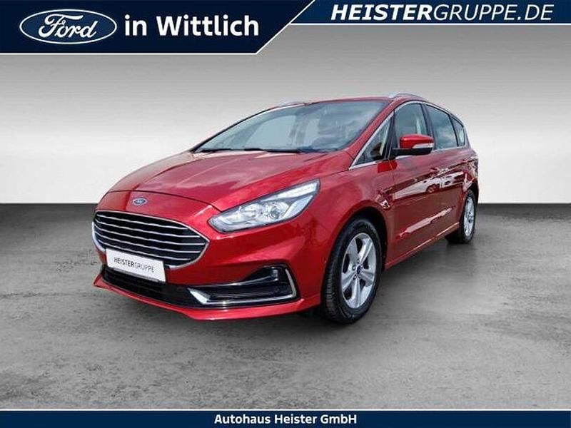 Rot (lucidrot metallic) Gebraucht 2021 Ford S-MAX Titanium Van / Kleinbus | 25.950 € (Fairer Preis) - Bild 1/4
