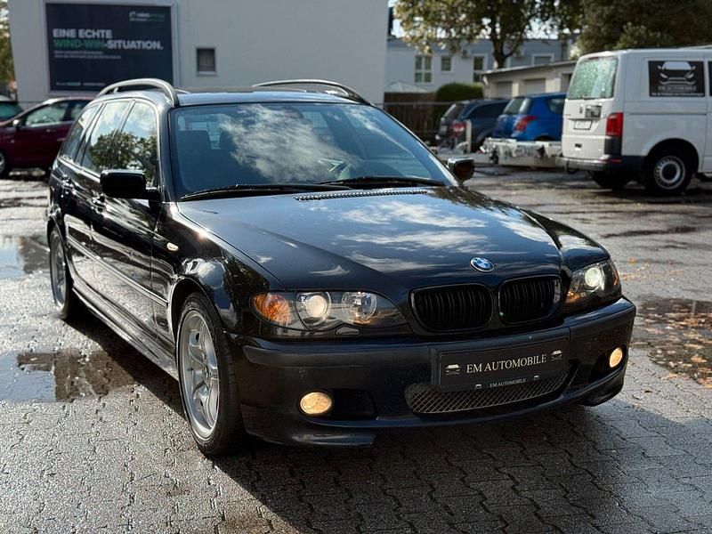 Schwarz Gebraucht 2004 BMW 330 M Sport Kombi | 7.250 € (Guter Preis) - Bild 1/4