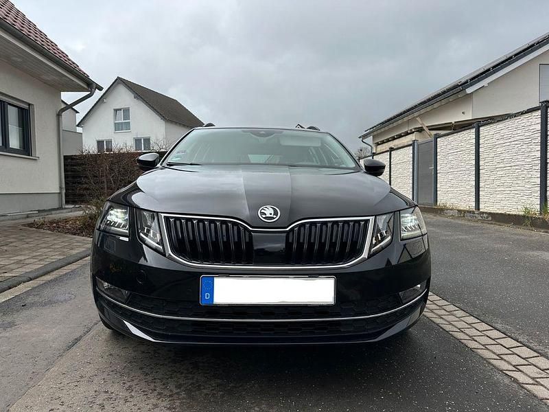 Gebraucht Skoda Octavia 116 PS (85 kW) 2018 Schwarz Kombi