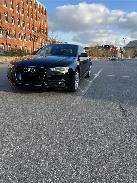 Gebraucht Audi A5 Comfort 204 PS (150 kW) 2014 Schwarz Coupé