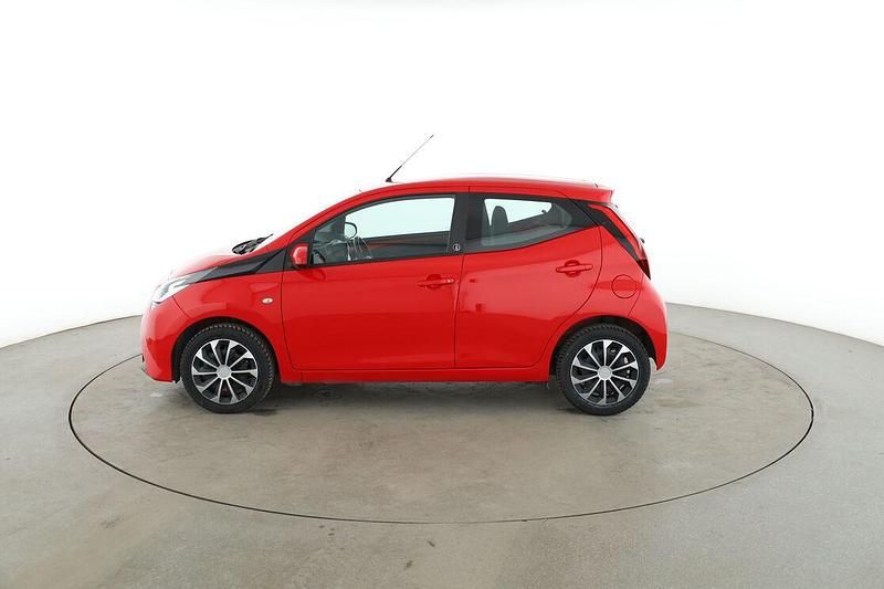 Gebraucht Toyota Aygo X-play 72 PS (52 kW) 2021 Rot Kleinwagen