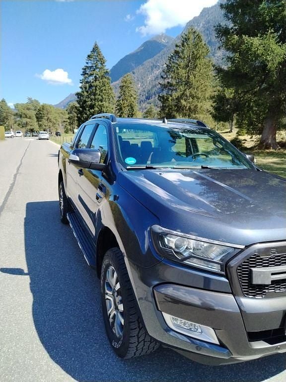 Używany Ford Ranger Wildtrack 200 KM (147 kW) 2017 Niebieski Pickup