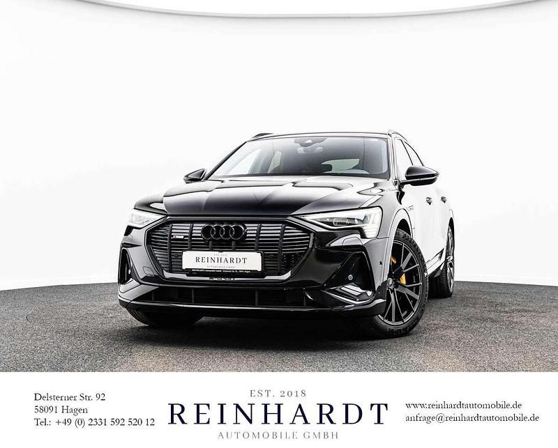Mythosschwarz metallic Gebraucht 2021 Audi e-tron Sportback S-Line SUV | 38.970 € (Guter Preis) - Bild 1/3