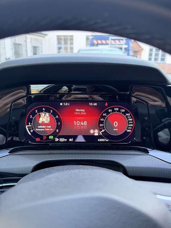 Gebraucht VW Golf VIII GTI 245 PS (180 kW) 2020 Limousine