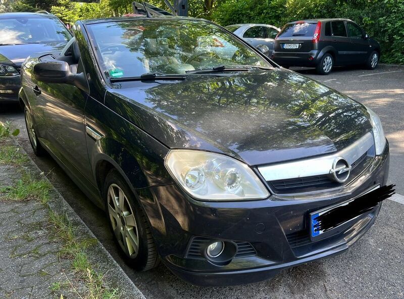 Schwarz Gebraucht 2006 Opel Tigra Cabrio | 1.400 € (Guter Preis) - Bild 1/4