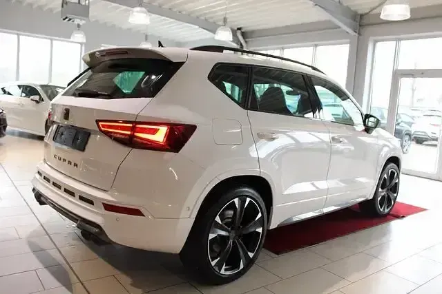 Second-hand Cupra Ateca 300 CP (220 kW) 2023 Alb SUV