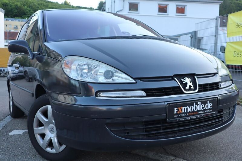 Grau Gebraucht 2007 Peugeot 807 Tendance Van / Kleinbus | 1.500 € (Fairer Preis) - Bild 1/4