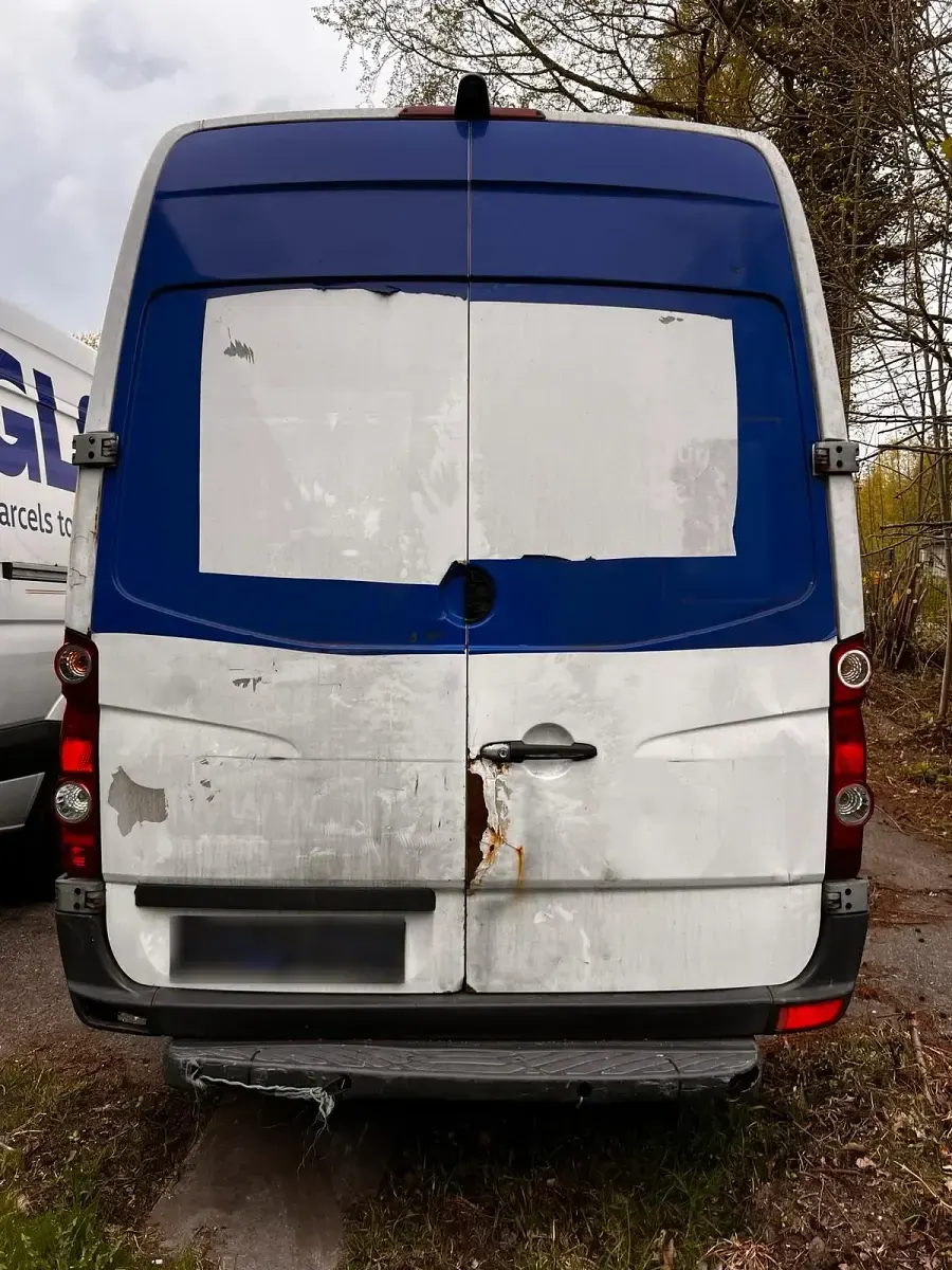 Second-hand VW Crafter 109 CP (80 kW) 2013 Alb Van