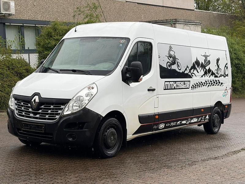 Second-hand Renault Master 136 CP (100 kW) 2015 Alb Van