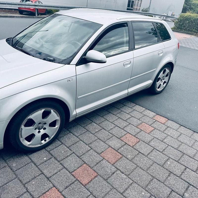Second-hand Audi A3 150 CP (110 kW) 2005 Argintiu Hatchback
