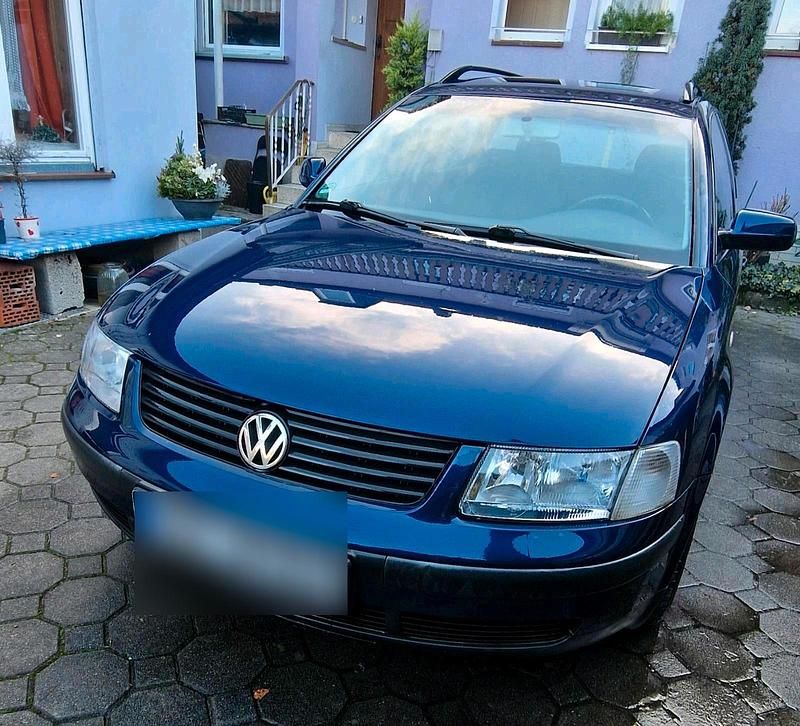 Second-hand VW Passat 115 CP (84 kW) 2000 Albastru Break