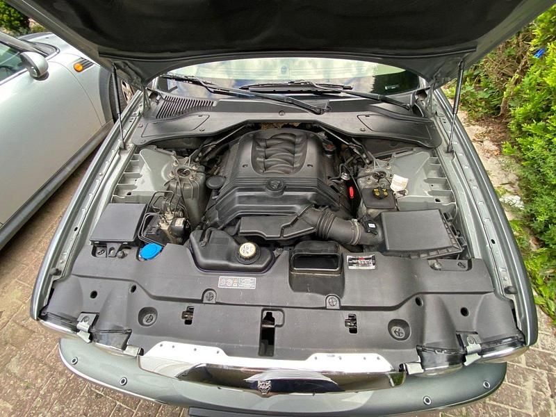 Gebraucht Jaguar XJ 298 PS (219 kW) 2003 Grau Limousine