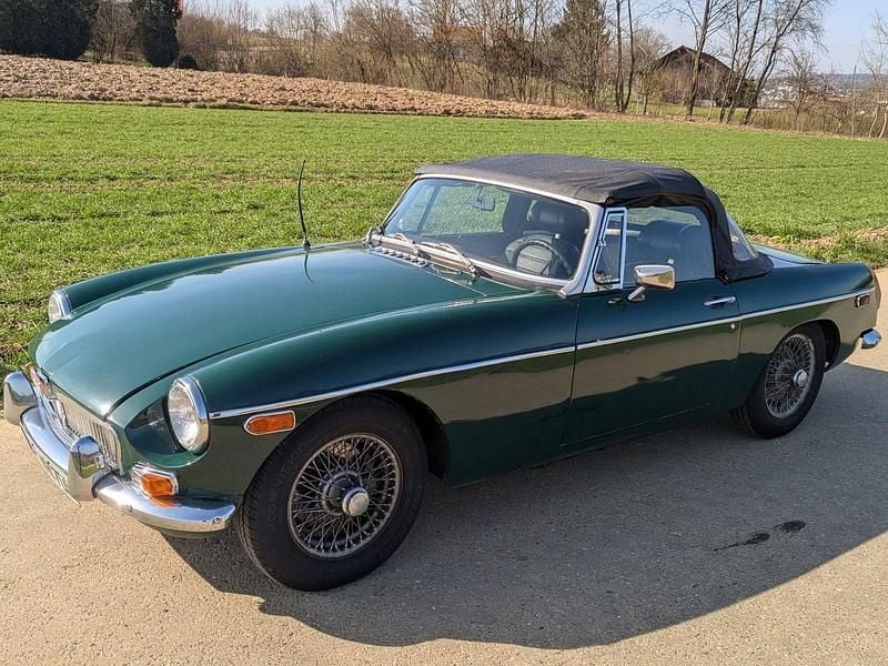Gebraucht MG B 92 PS (67 kW) 1972 Grün Cabrio