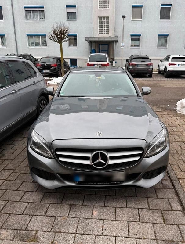 Gebraucht Mercedes C200 136 PS (100 kW) 2017 Gelb Kleinwagen