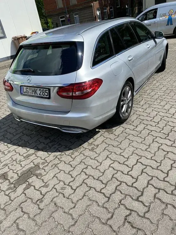 Gebraucht Mercedes 200 184 PS (135 kW) 2015 Silber Limousine
