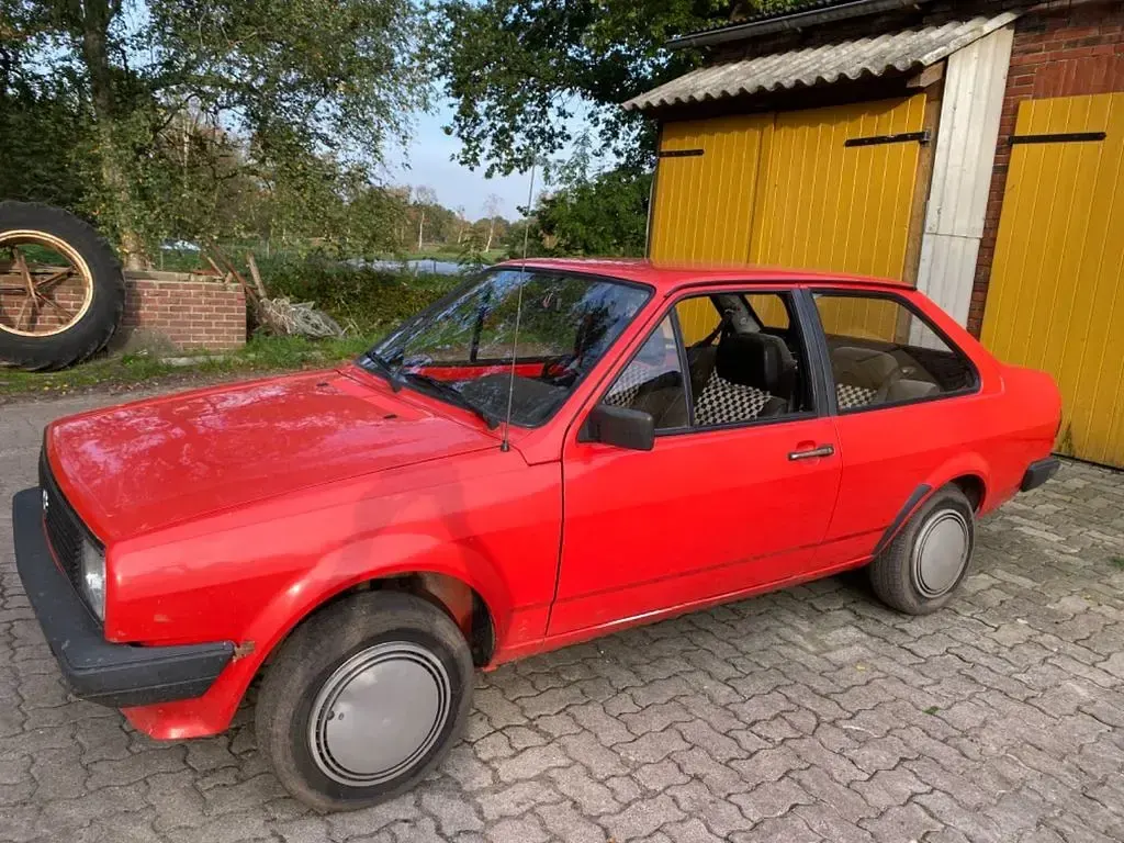 Gebraucht VW Derby 50 PS (36 kW) 1982 Rot Limousine