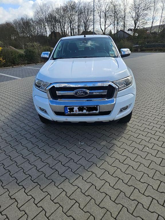 Gebraucht Ford Ranger 160 PS (117 kW) 2016 Weiß Pickup