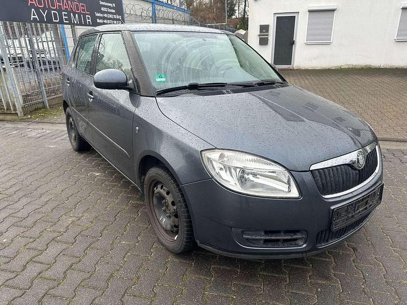 Anthracite grau mettalic Gebraucht 2008 Skoda Fabia Ambiente Kleinwagen | 1.450 € (Guter Preis) - Bild 1/4