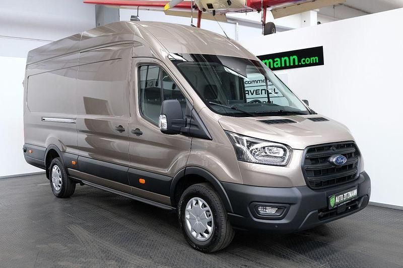 Silber Gebraucht 2023 Ford Transit Trend Limousine | 39.490 € (Teuer) - Bild 1/4