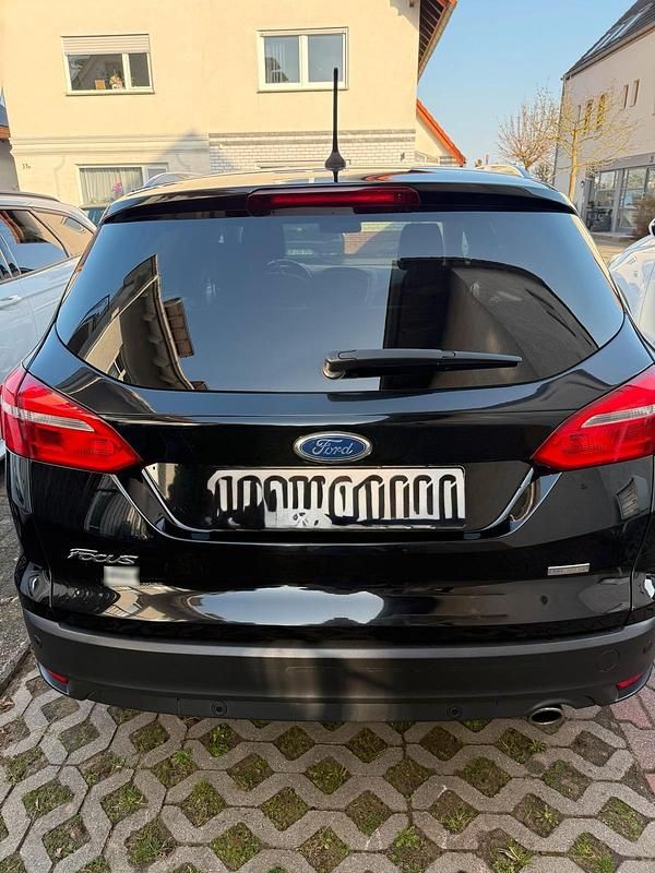 Usata Ford Focus 150 CV (110 kW) 2018 Nero Station wagon