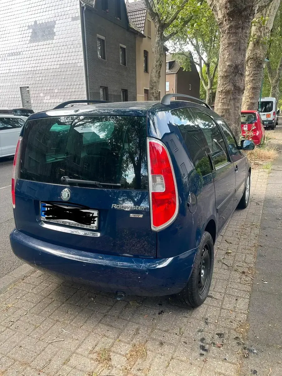 Gebraucht Skoda Roomster 86 PS (63 kW) 2009 Blau Van / Kleinbus