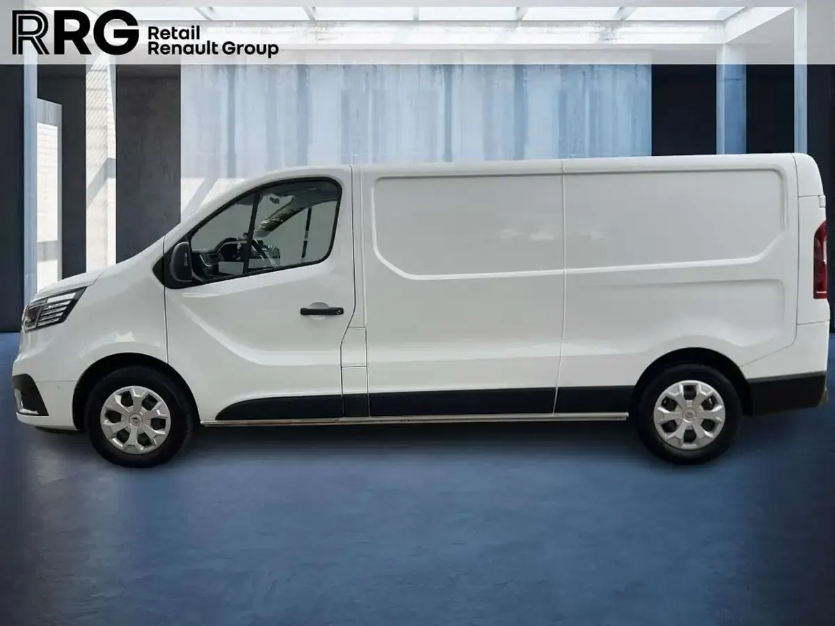 Gebraucht Renault Trafic 150 PS (110 kW) 2023 Weiss Van / Kleinbus