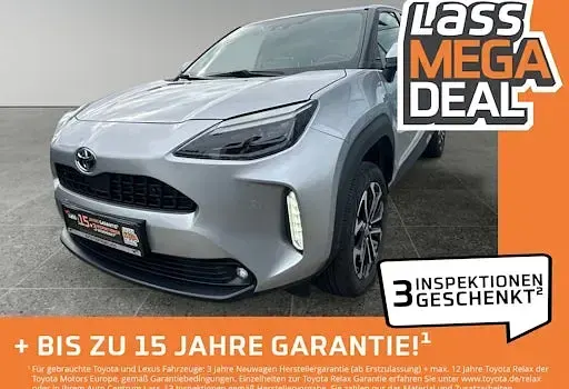 Gebraucht Toyota Yaris Cross Team 116 PS (85 kW) 2023 Silber SUV