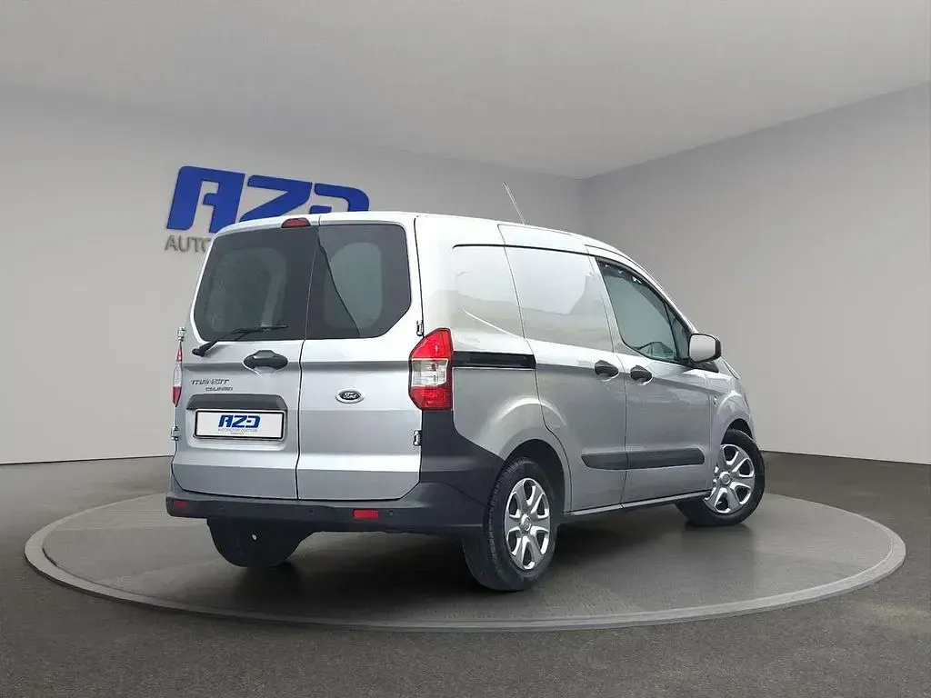 Gebraucht Ford Transit 101 PS (74 kW) 2019 Silber Van / Kleinbus