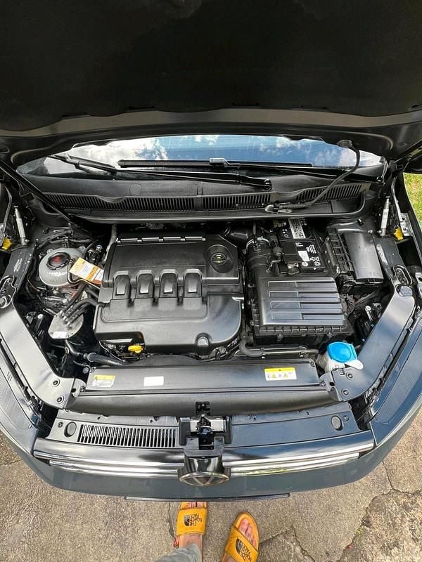 Gebraucht VW Touran 116 PS (85 kW) 2020 Beige Van / Kleinbus